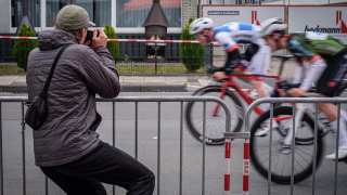Actionfotograf Lukas dokumentiert das Renngeschehen